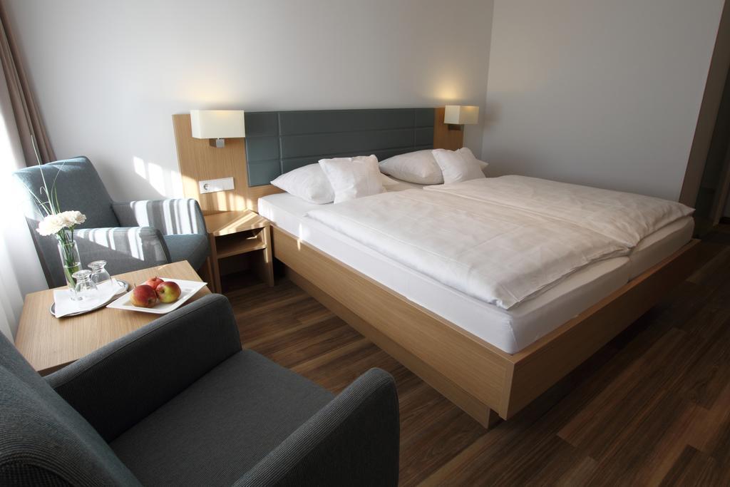 Hotel Seepark Garni Uberlingen Esterno foto